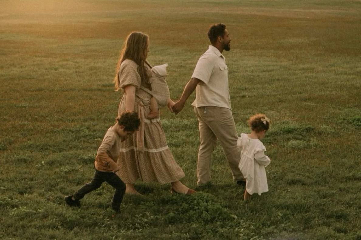 С Днем семьи, любви и верности С Днем семьи, любви и верности